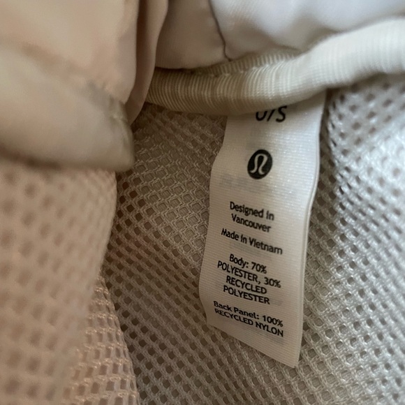 Lululemon Belt Bag 1L Fleece - White Opal/Gold - Picture 11 of 14